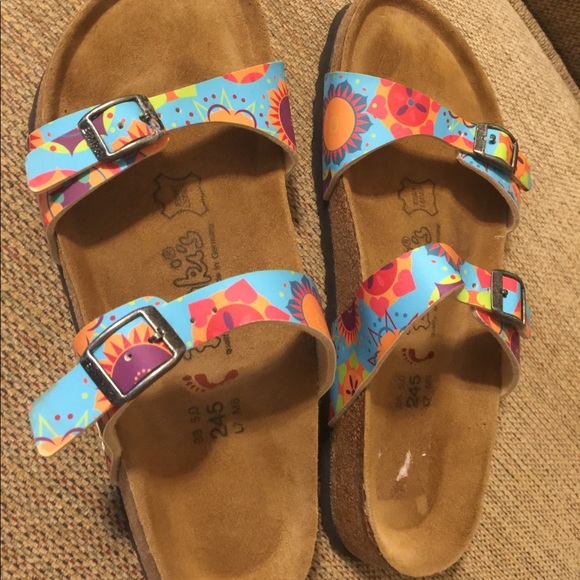 Birkenstock Shoes - Birkenstock’s size 7 us and 38